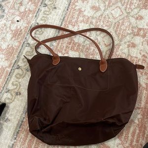 Brown longchamp tote